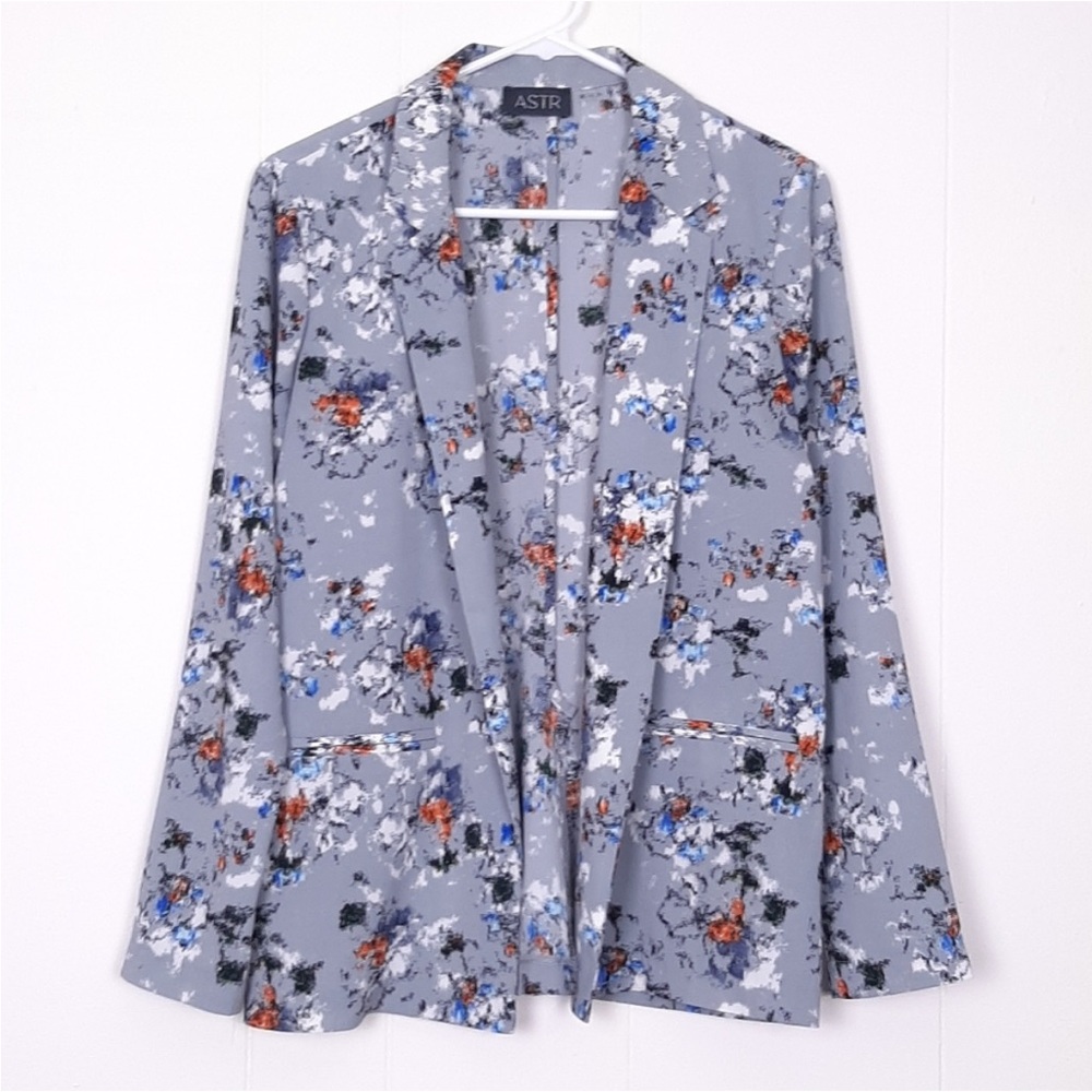 Astr lightweight floral open front drape blazer career wear office business gray